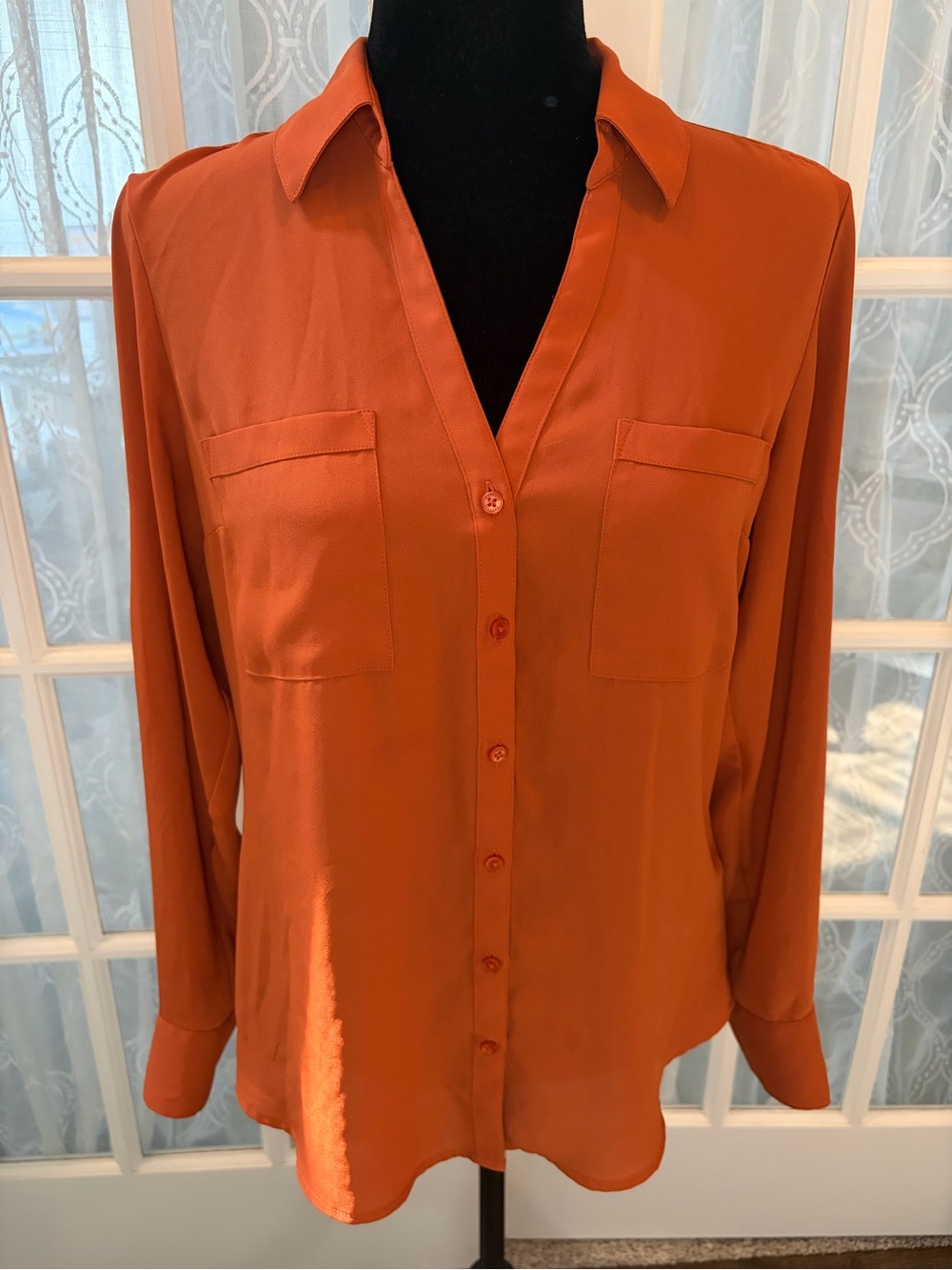 Express Women's Portofino Slim Button-Front Blouse — Pumpkin size Medium